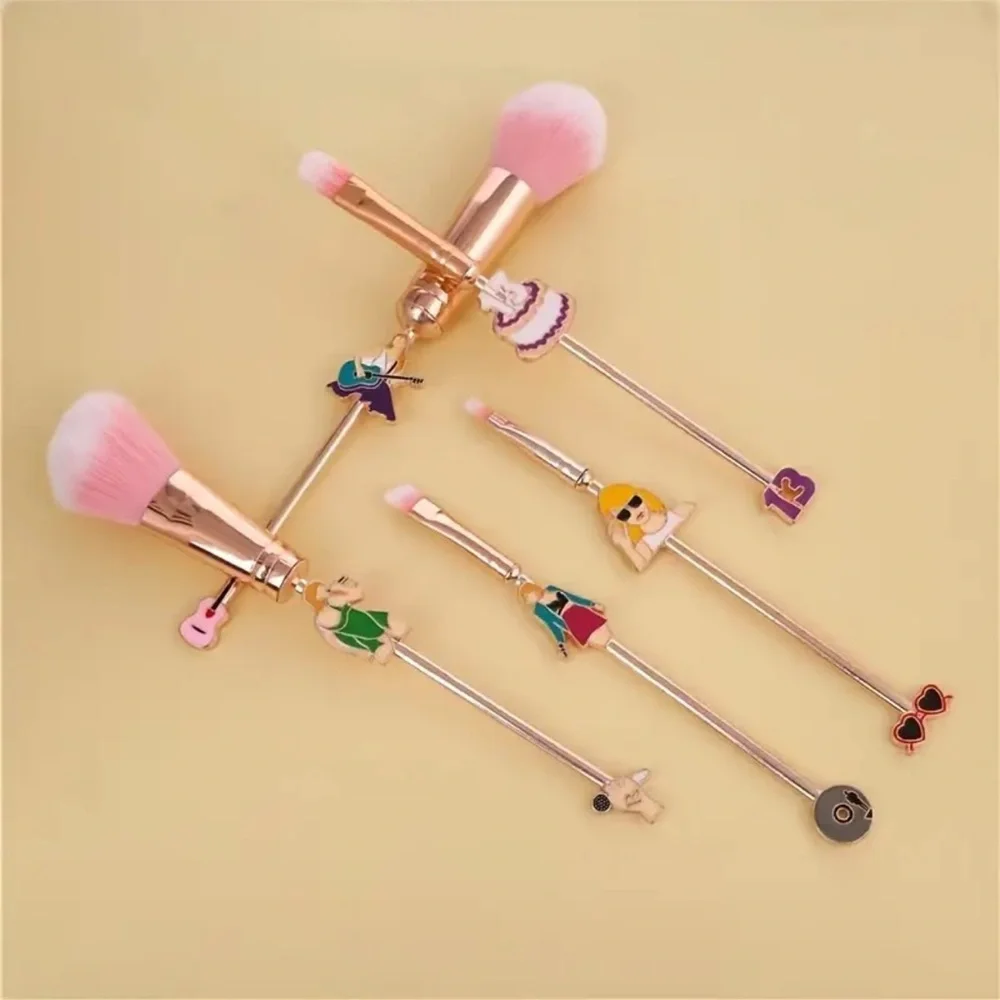 Taylor Swift Makeup Brushes, 5 Piece Taylor Swift Makeup Brush Set